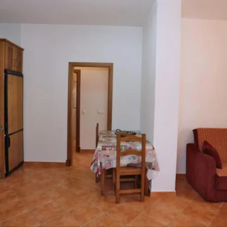 Maria Dolores Apartment *